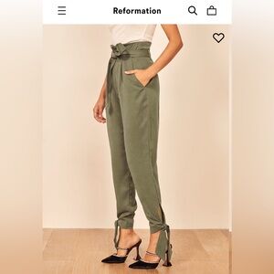 Reformation The Avalon pant, size 6 in army green